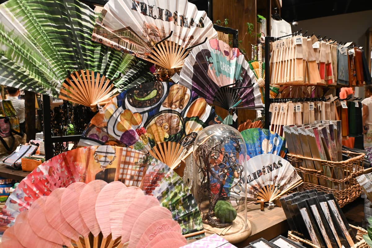 Fanning the love for culture.